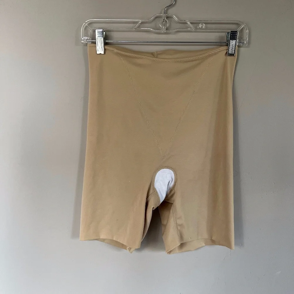 shape wear - Picture 1 of 3